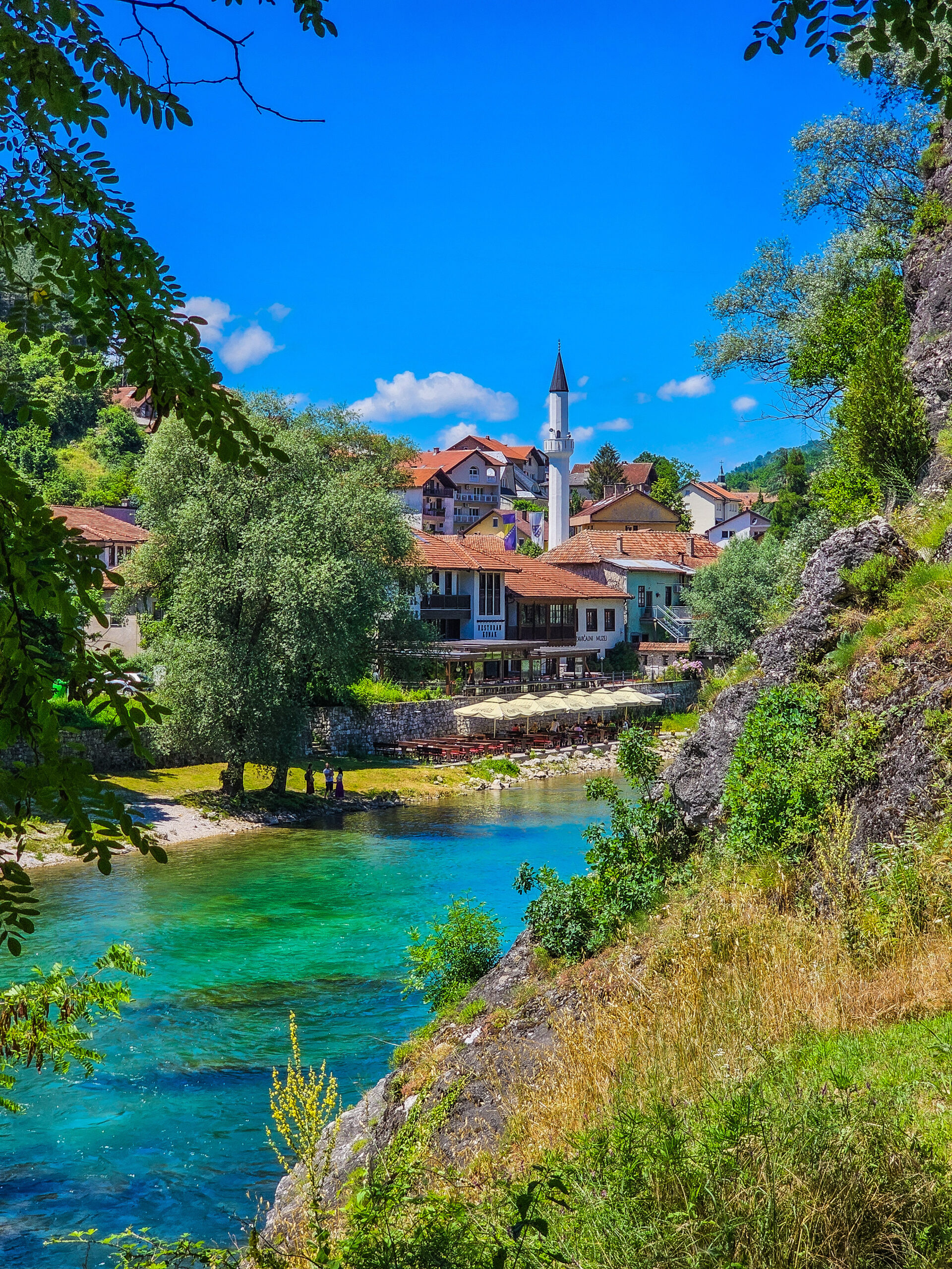 Plava voda i Travnik